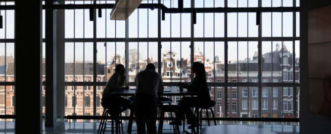 24 hour security guard service companies